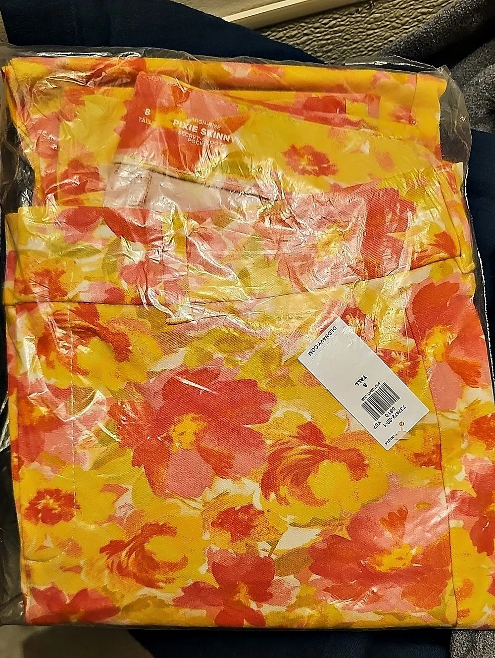 Old Navy Pixie Ankle Pant  Orange & Yellow Floral NWT - Picture 2 of 3